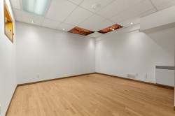 Family Room - 