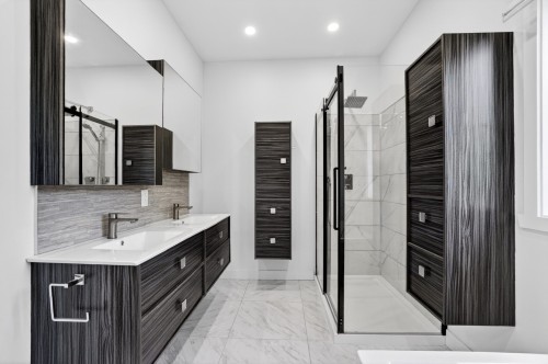 Bathroom - 405 Rue De La Montagne, Saint-Calixte, QC - Indoor Photo Showing Bathroom