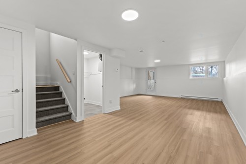 Salle familiale - 1-855 Rue Sherbrooke, Montréal (Lachine), QC 