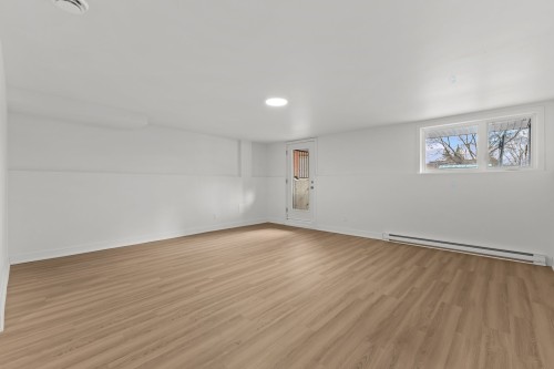 Salle familiale - 1-855 Rue Sherbrooke, Montréal (Lachine), QC 