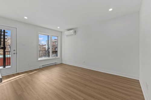 Salle - 1-855 Rue Sherbrooke, Montréal (Lachine), QC 