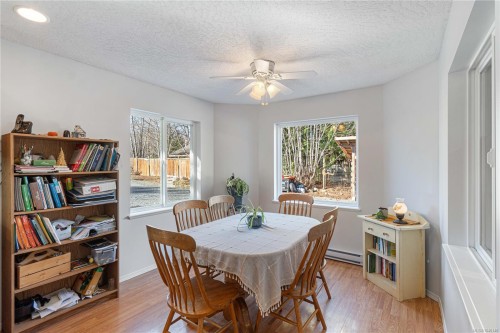 1726 Settler Rd, Qualicum Beach, BC 
