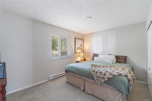 1726 Settler Rd, Qualicum Beach, BC 