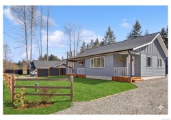1963 Wilfred Rd Black Creek, BC V9J 1J8