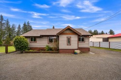 5733 Island Hwy NORTH Courtenay, BC V9J 1T3