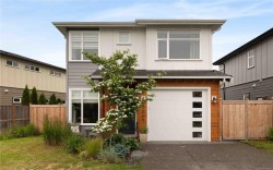 2069 Wood Violet Lane North Saanich, BC V8L 1P1