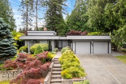 1691 Cresswell Dr North Saanich, BC V8L 4L4
