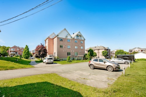 Stationnement - 3363 Rue Antoine-Samson, Sherbrooke (Les Nations), QC - Outdoor