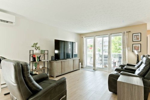 Salon - 3363 Rue Antoine-Samson, Sherbrooke (Les Nations), QC - Indoor Photo Showing Living Room