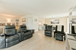 Salon - 