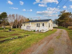 414 LOWER ROLLO BAY Road Souris West, PE C0A 2B0