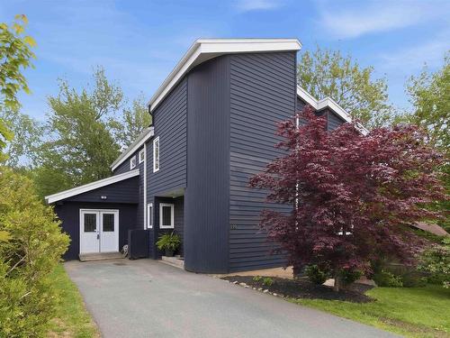 100 Bayview Road, Halifax, NS 