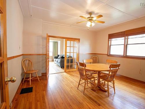 14 Clifford Street, Amherst, NS 