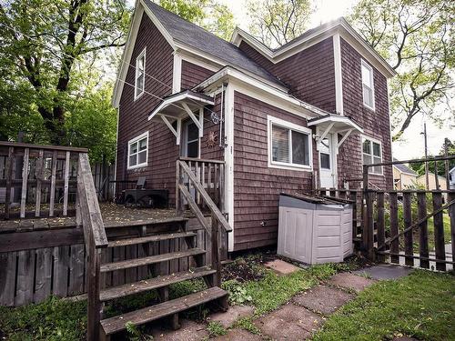 14 Clifford Street, Amherst, NS 