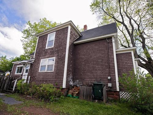 14 Clifford Street, Amherst, NS 