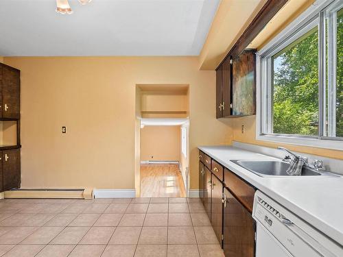 13 Guy Street, Dartmouth, NS 