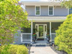 74 Golf Links Road  Bedford, NS B4A 2J3