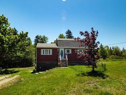 596 New Edinburgh Road New Edinburgh, NS B0W 3T0