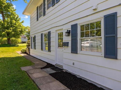 16 Montgomery Drive, Charlottetown, PE 