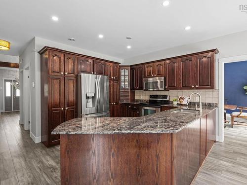 31 Lancaster Drive, Dartmouth, NS 
