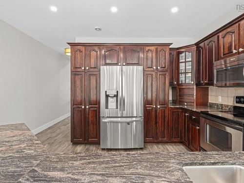 31 Lancaster Drive, Dartmouth, NS 