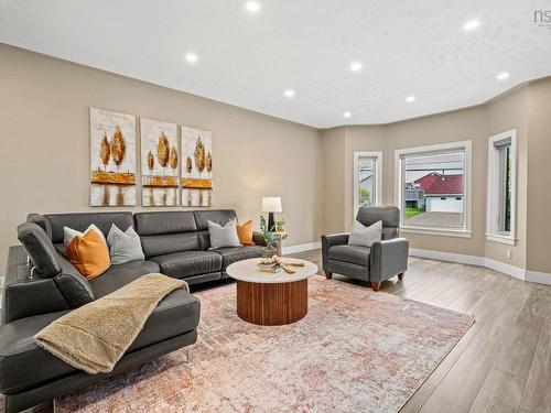31 Lancaster Drive, Dartmouth, NS 