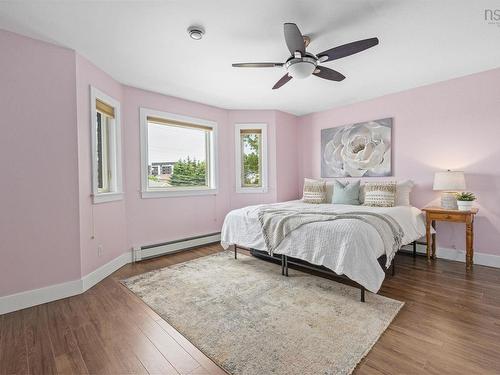 31 Lancaster Drive, Dartmouth, NS 