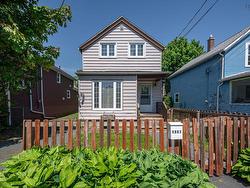 5667 Stairs Street  Halifax, NS B3K 2E1
