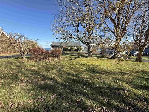 42 Montague Row, Digby, NS 