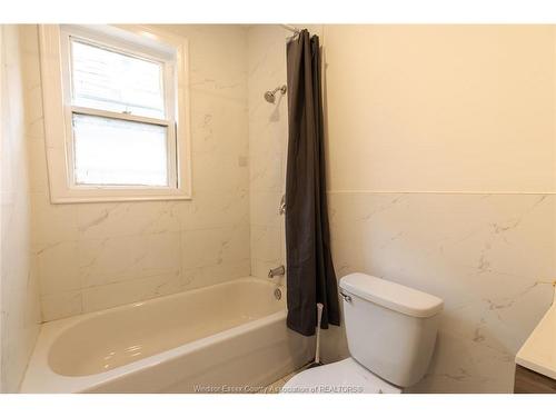 1025 Curry, Windsor, ON 