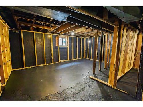 1025 Curry, Windsor, ON 