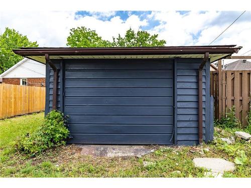 1025 Curry, Windsor, ON 