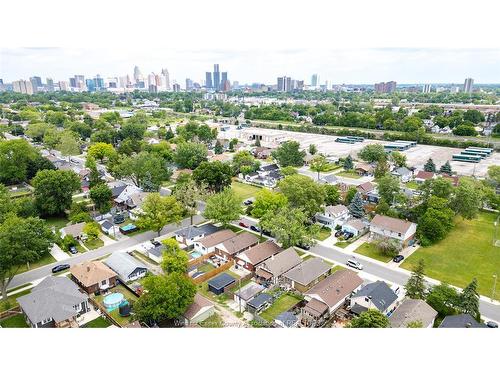 1025 Curry, Windsor, ON 
