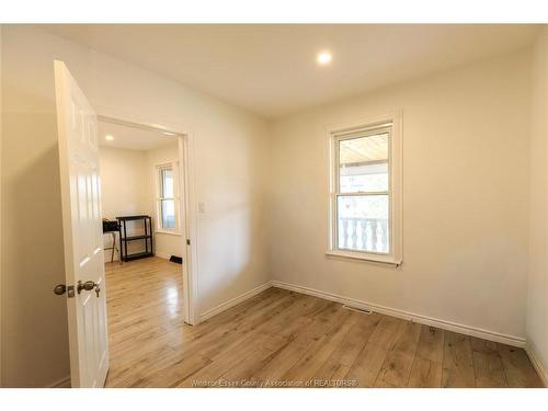 1025 Curry, Windsor, ON 