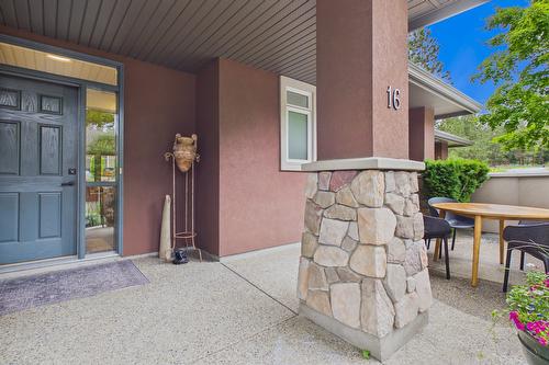 16-4490 Gallaghers Forest, Kelowna, BC 