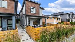 2-771 Raymer Avenue Kelowna, BC V1Y 4Z7