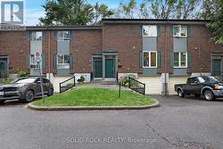 97 BEACHVIEW PRIVATE  Ottawa, ON K1V 1M7