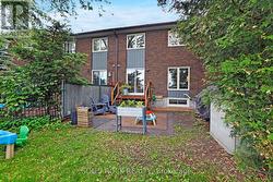 Backyard with patio area - 