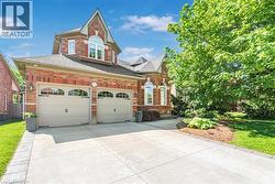 178 VALMONT Court  Ancaster, ON L9G 5A1