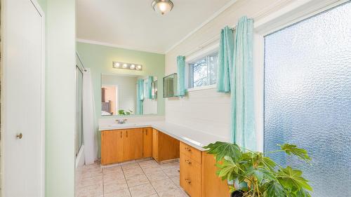 1534 West Creston Road, Creston, BC 