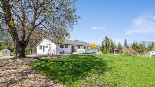 1534 West Creston Road, Creston, BC 