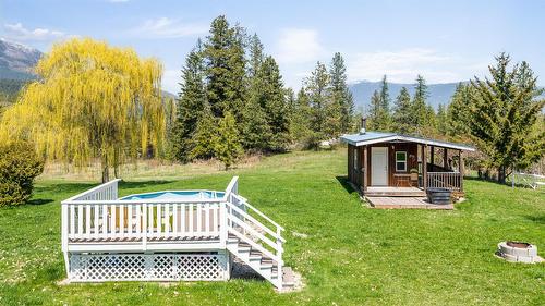 1534 West Creston Road, Creston, BC 