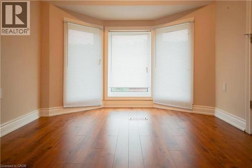 52 Cedar Avenue, Hamilton, ON 