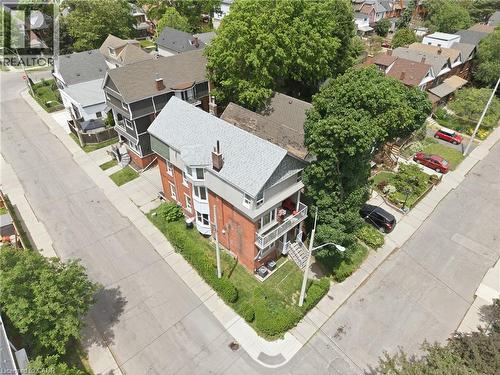 52 Cedar Avenue, Hamilton, ON 