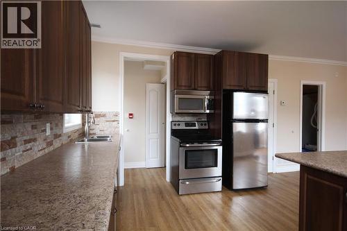 52 Cedar Avenue, Hamilton, ON 