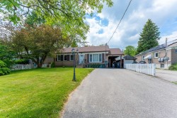 Lower-14 Lawndale Road  Toronto, ON M1M 3R6