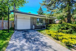 34 Rowatson Road  Toronto, ON M1E 1K1