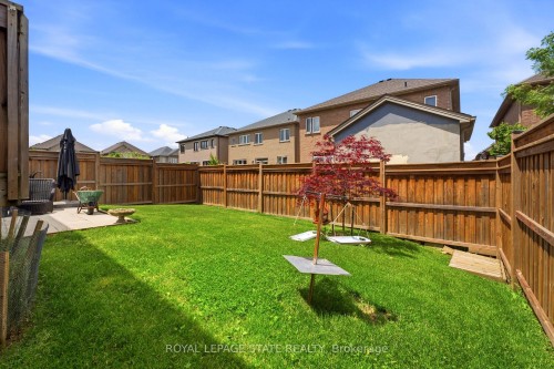 11 Morrison Drive, Hamilton, ON - Outdoor