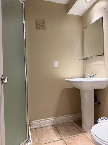 5630 Longboat Avenue, Mississauga, ON 