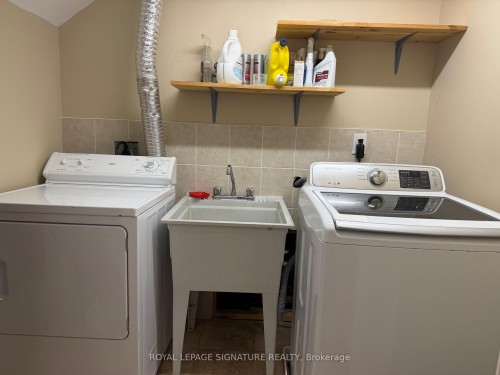 5630 Longboat Avenue, Mississauga, ON 